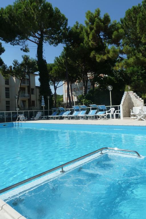 Hotel Astra Milano Marittima Exteriör bild